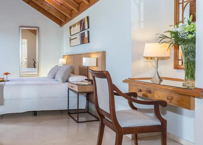 Ona Alanda Club Apartmanhotel 4*