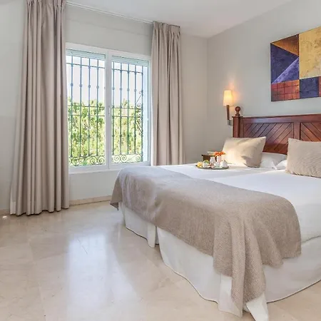 Aparthotel Ona Alanda Club