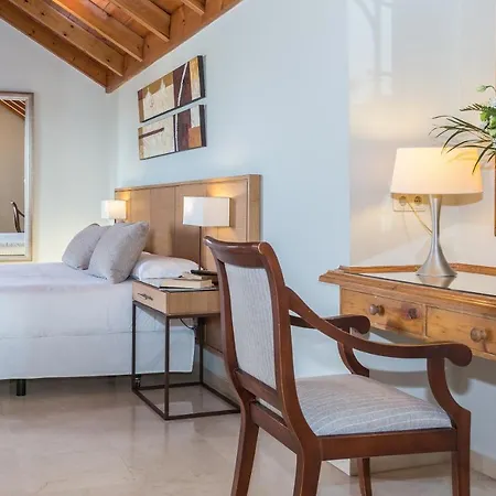 Ona Alanda Club Apartmanhotel 4*