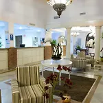马贝拉奥纳阿兰达俱乐部酒店