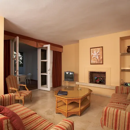 Aparthotel Ona Alanda Club